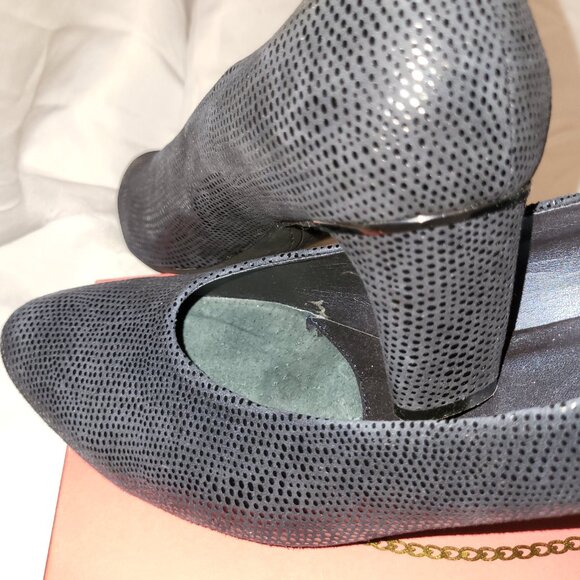 Vaneli Dayle Pumps - Picture 7 of 10